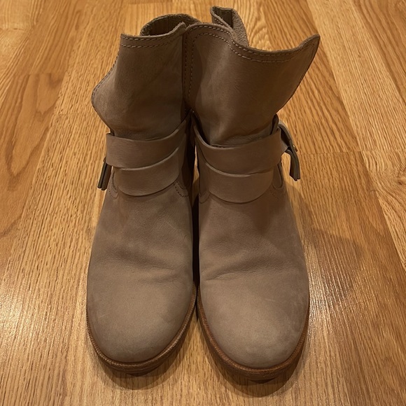 Ugg elora boots - Picture 5 of 14